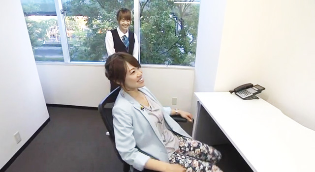 20130707_tv_16 レンタルオフィス、貸事務所の座り心地を確認